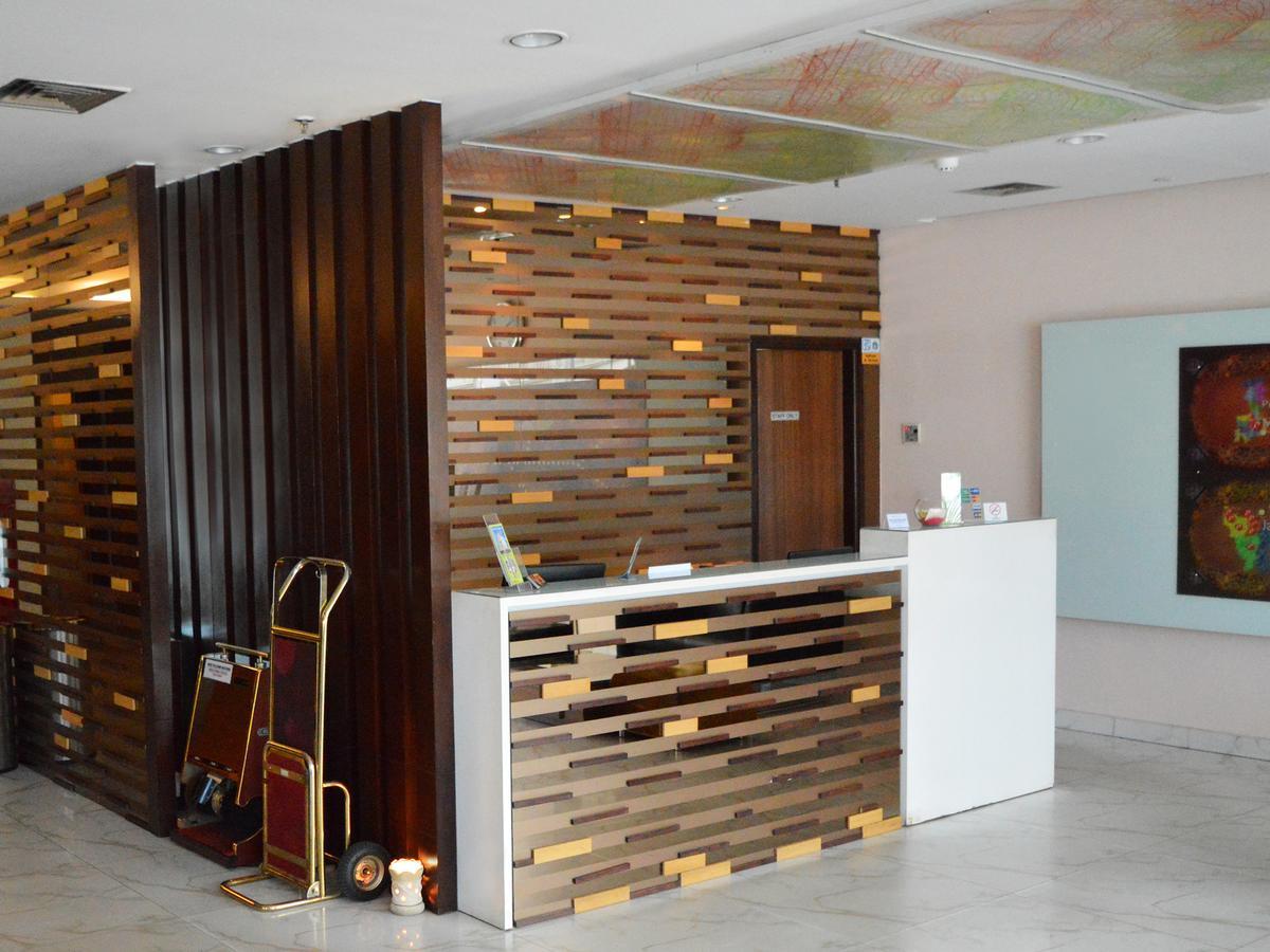 D'primahotel Wtc Mangga Dua 2*